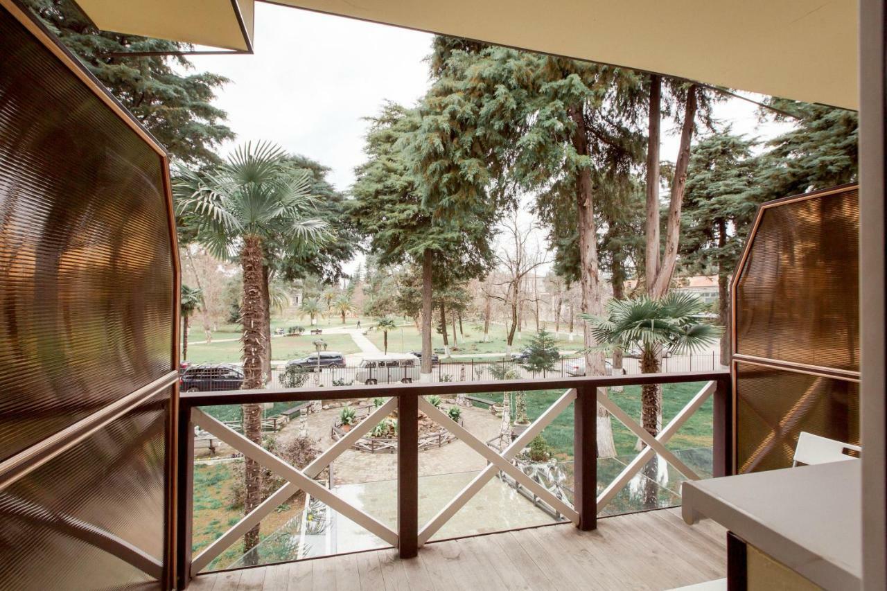 Pitsunda Hotel Exterior photo